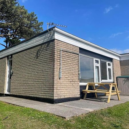 2 Bedroom Holiday Chalet Near Bude Kilkhampton エクステリア 写真