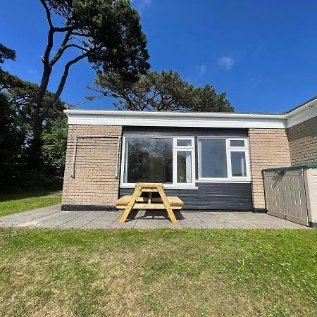 2 Bedroom Holiday Chalet Near Bude Kilkhampton エクステリア 写真