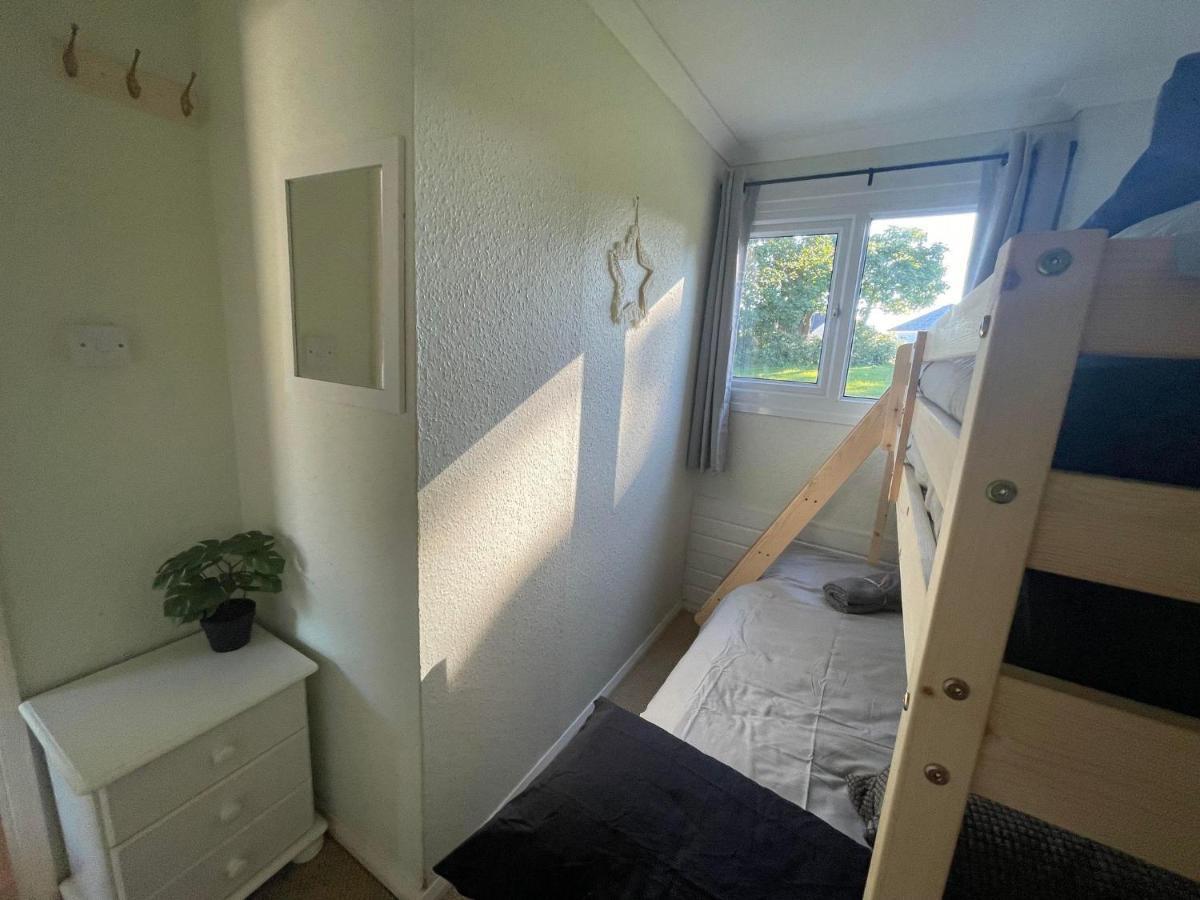 2 Bedroom Holiday Chalet Near Bude Kilkhampton エクステリア 写真