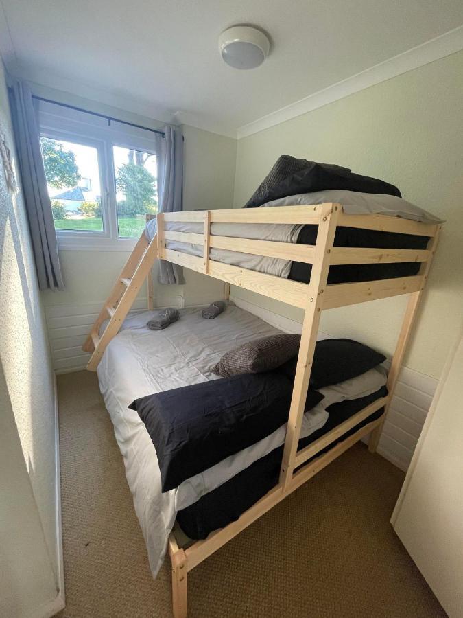 2 Bedroom Holiday Chalet Near Bude Kilkhampton エクステリア 写真