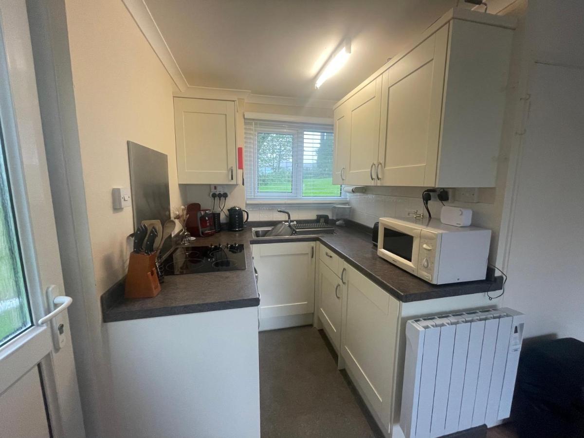 2 Bedroom Holiday Chalet Near Bude Kilkhampton エクステリア 写真